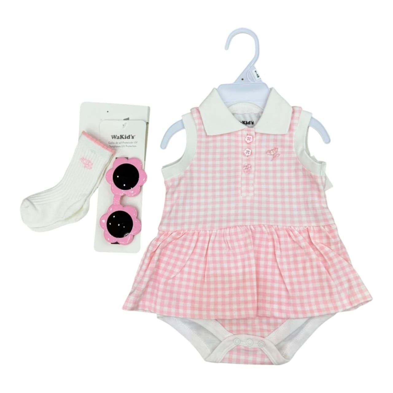 Conjunto Acüchichi de tres piezas para bebé con vestido vichy rosa, calcetines blancos y gafas de sol de flores.
