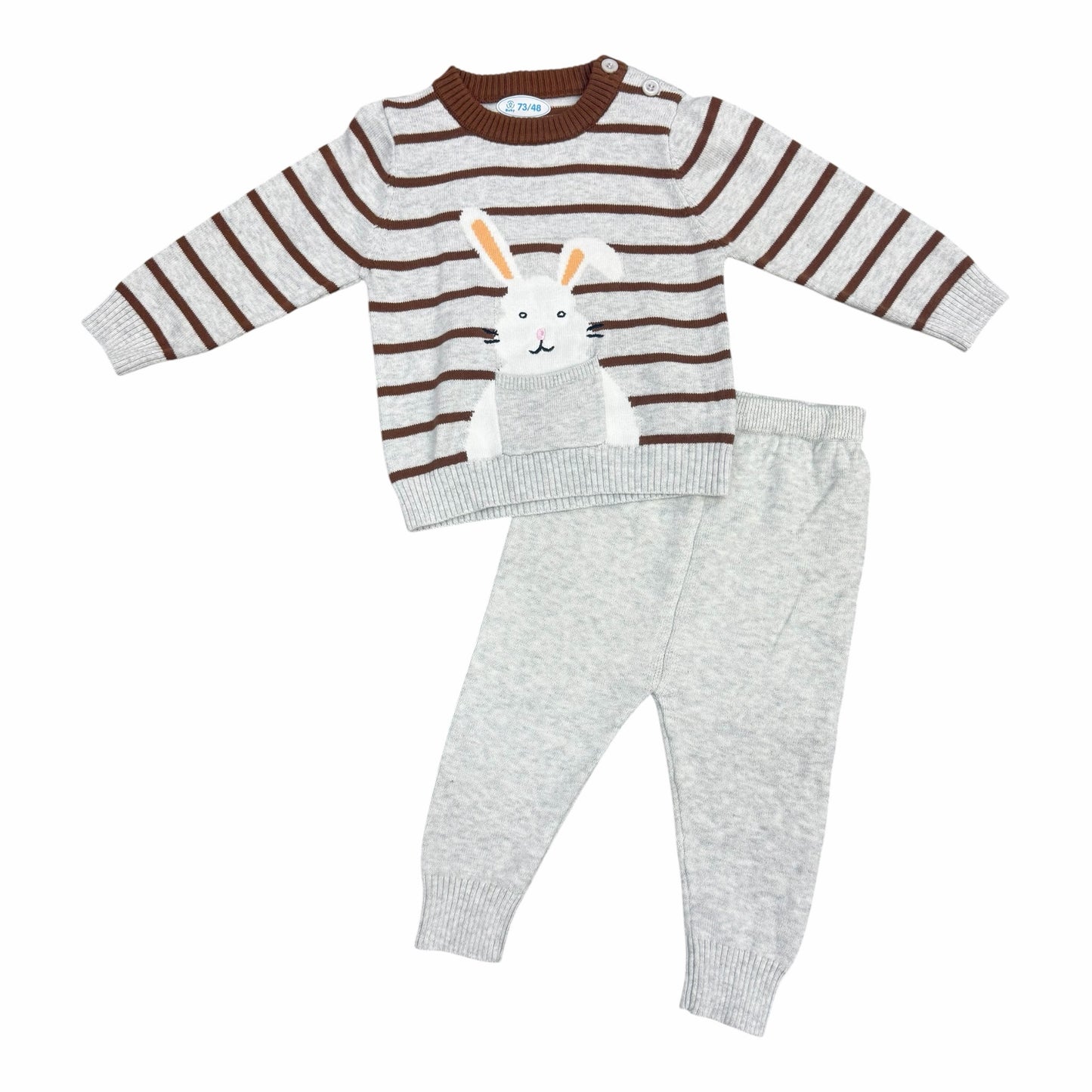 Conjunto Acüchichi de dos piezas para bebé con suéter de rayas y conejito y pantalón gris de punto suave