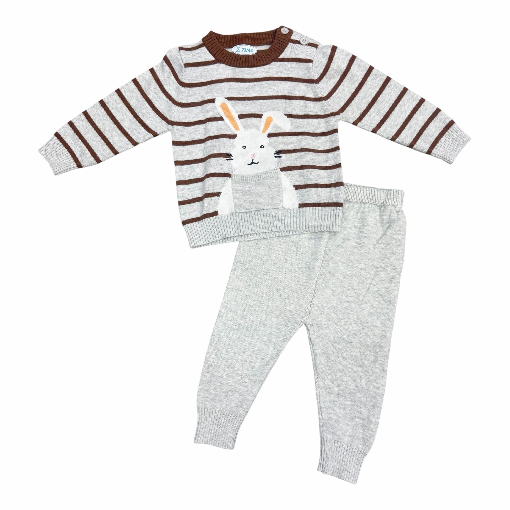 Conjunto Acüchichi de dos piezas para bebé con suéter de rayas y conejito y pantalón gris de punto suave