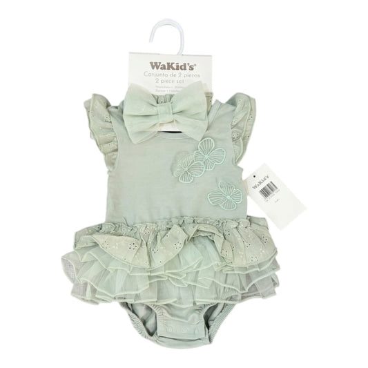 Conjunto Acüchichi de dos piezas para bebé en verde menta con volantes, flores bordadas, falda de tul y lazo a juego